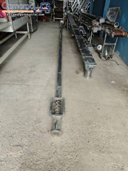 Transportador de tornillo helicoidal flexible fabricado en acero inoxidable, 7500 mm, con muelle.