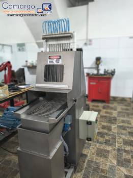 Inyector autom�tico de salmuera para carnes y embutidos, Suhner AG