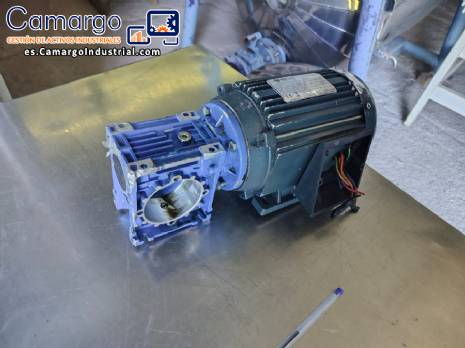 Motor de inducci�n H�rcules con una potencia de 0,37 kW.