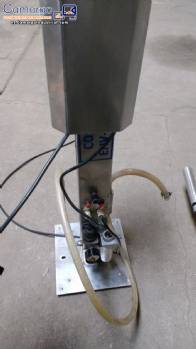 M�quina de llenado neum�tica acero inoxidable Polienva Movitron