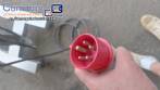 Sistema de llenado de polvo con transportador de silo de tornillo y llenador de tornillo