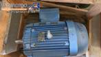 Motor el�ctrico WEG de 8 polos, 12,5 CV, 873 rpm