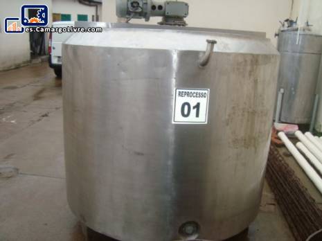 Tina de maduracin a 1.700 litros de acero inoxidable