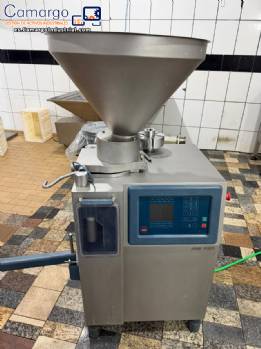 Embutidora autom�tica continua de salchichas con torcidor de salchichas Risco RS 110