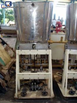 Termoformadora automática de potes con llenado y vacío Termoforming Italiana