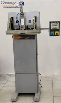 Envasadora al vacío vertical con inyección de gas Selovac CA 1000.