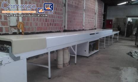 T�nel de enfriamiento para chocolate con 12 metros