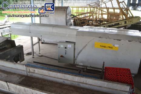 T�nel de enfriamiento de chocolate de 9 metros