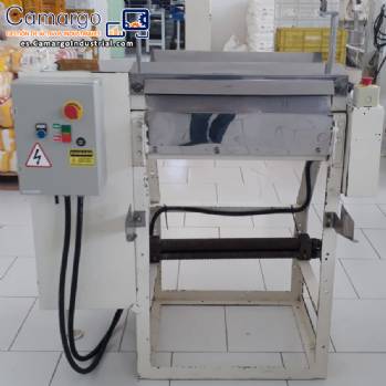 M�quina de corte de masa el�ctrica