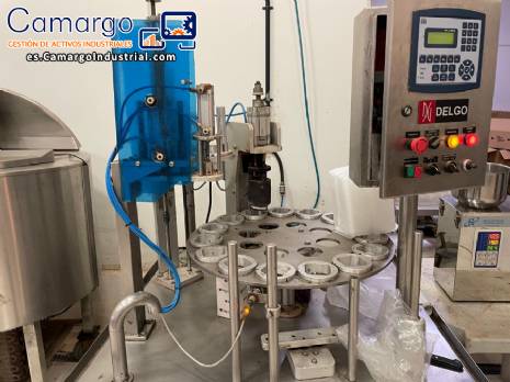 Selladora rotativa de acero inoxidable con junta de aluminio para tarros, vasos y botellas Delgo.