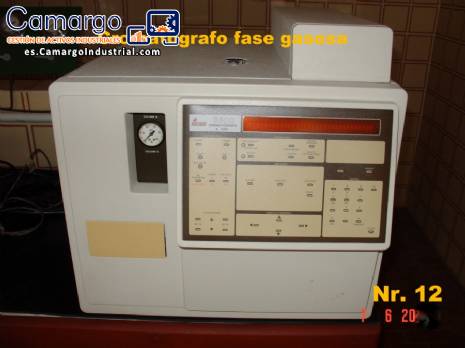 Cromat�grafo de gases con columnas e integrador