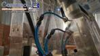 Alimentador y orientador vibratorio de tapones de acero inoxidable TecnoEnvase TAG 5000