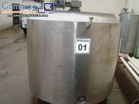 Tina de maduración a 1.700 litros de acero inoxidable Tina de maduración a 1.700 litros de acero inoxidable